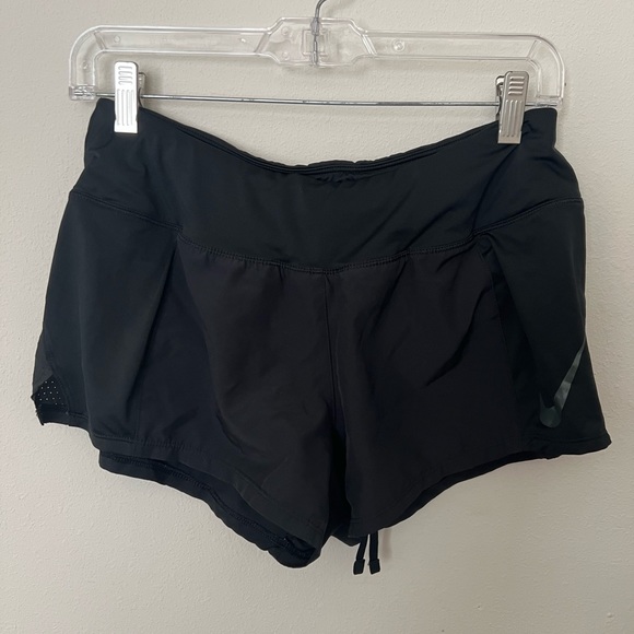 Nike women’s “just do it” shorts - Picture 1 of 2